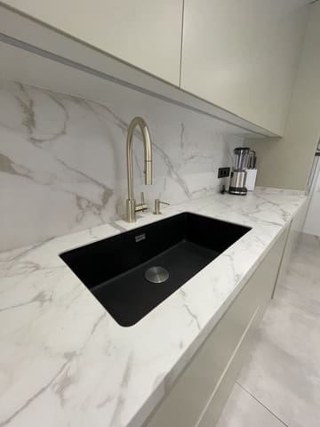3 makuuhuone Omakotitalo myytävänä paikassa Casares Pueblo, Casares mukana uima-altaan - 950 000 € (Ref: 9836479)