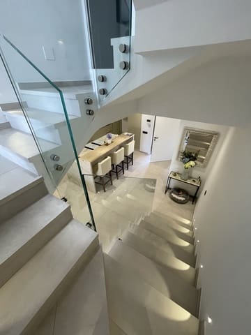 3 makuuhuone Omakotitalo myytävänä paikassa Casares Pueblo, Casares mukana uima-altaan - 950 000 € (Ref: 9836479)