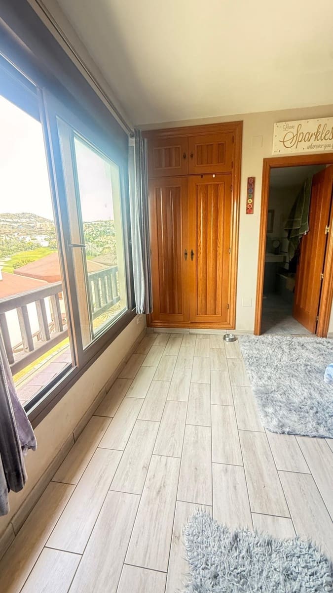 Casa de 3 habitaciones en Calahonda en venta con garaje - 515.000 € (Ref: 9840387)