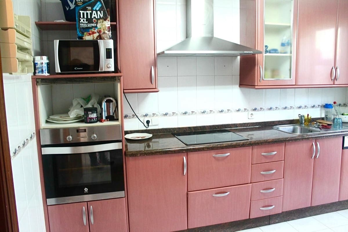 Pareado de 4 habitaciones en Marbella en venta con piscina garaje - 650.000 € (Ref: 9841073)