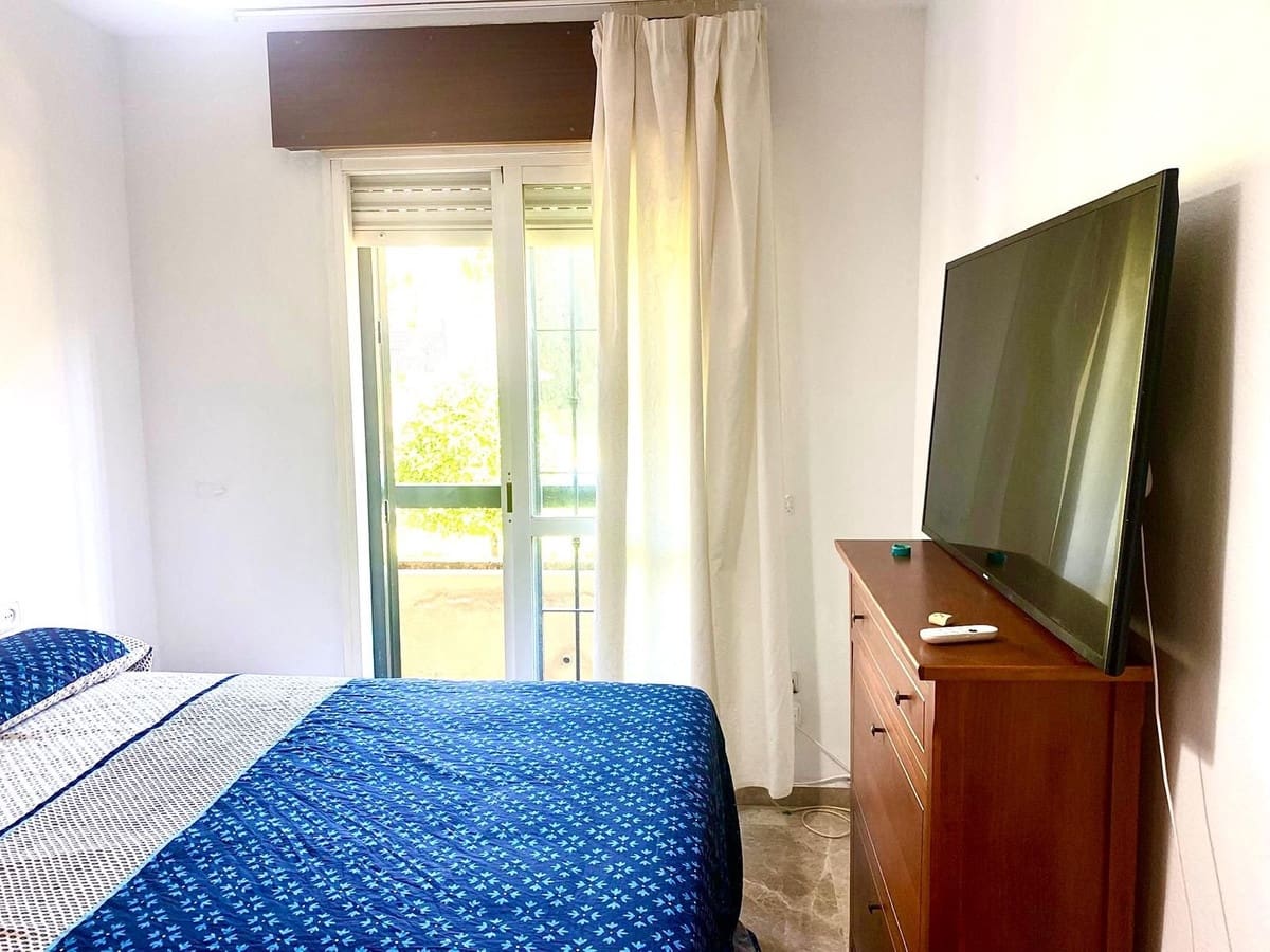 Pareado de 4 habitaciones en Marbella en venta con piscina garaje - 650.000 € (Ref: 9841073)