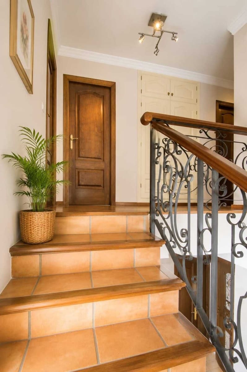 6 slaapkamer Villa te koop in Fuengirola met zwembad - € 780.000 (Ref: 9841076)