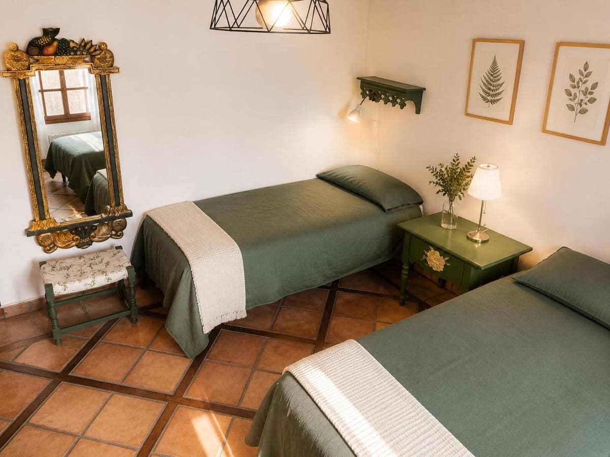 6 slaapkamer Villa te koop in Fuengirola met zwembad - € 780.000 (Ref: 9841076)