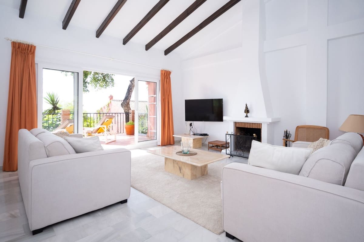 4 quarto Moradia para venda em Elviria - 850 000 € (Ref: 9841078)