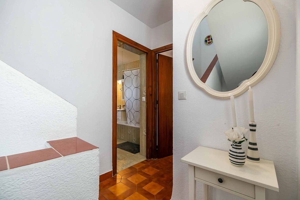 2 bedroom Townhouse for sale in Mijas with pool garage - € 365,000 (Ref: 9841079)