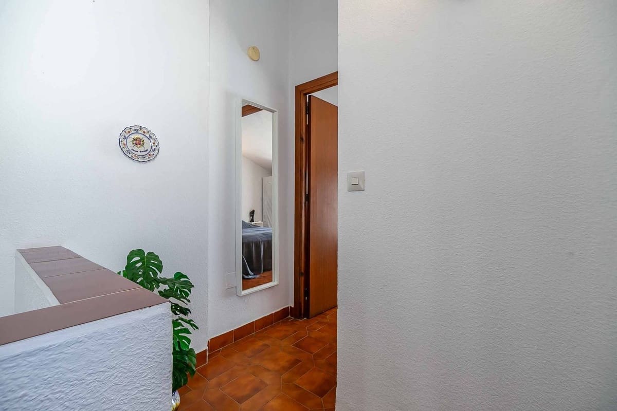 2 bedroom Townhouse for sale in Mijas with pool garage - € 365,000 (Ref: 9841079)