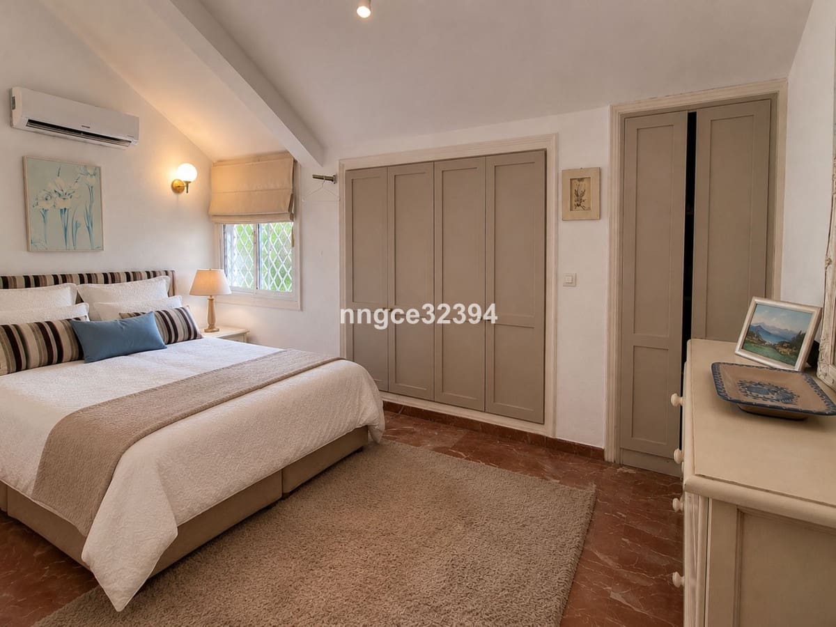 3 bedroom Townhouse for sale in Nueva Andalucia with pool - € 549,900 (Ref: 9844516)