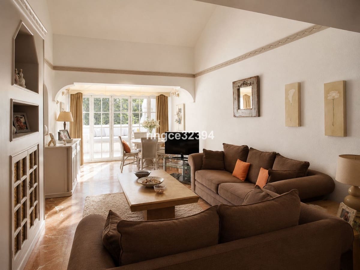3 bedroom Townhouse for sale in Nueva Andalucia with pool - € 549,900 (Ref: 9844516)