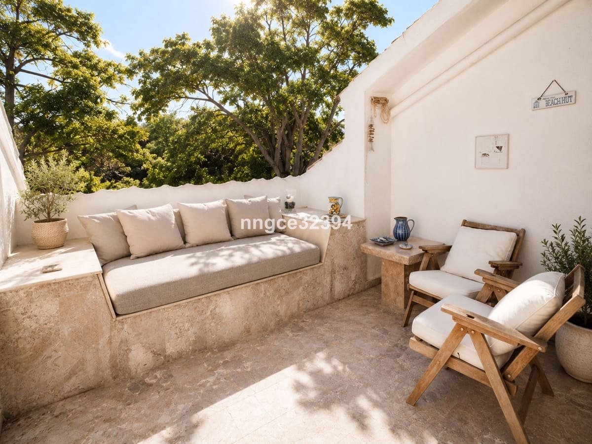 3 bedroom Townhouse for sale in Nueva Andalucia with pool - € 549,900 (Ref: 9844516)