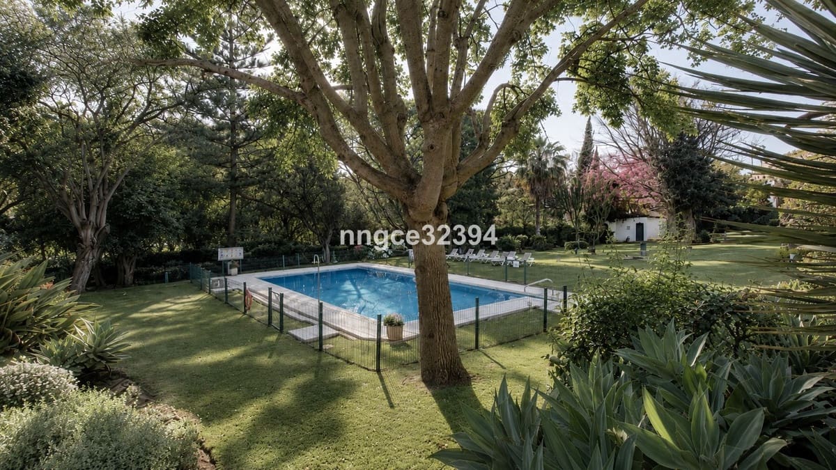3 bedroom Townhouse for sale in Nueva Andalucia with pool - € 549,900 (Ref: 9844516)
