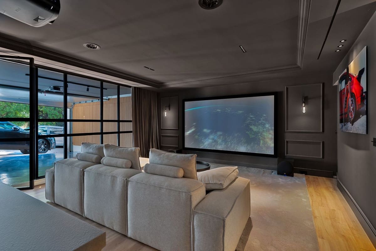 4 sovrum Semi-fristående Villa till salu i Marbella - 1 195 000 € (Ref: 9844517)
