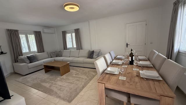 4 soveværelse Finca/Landehus til salg i La Cala de Mijas, Mijas med swimmingpool - € 750.000 (Ref: 9844518)