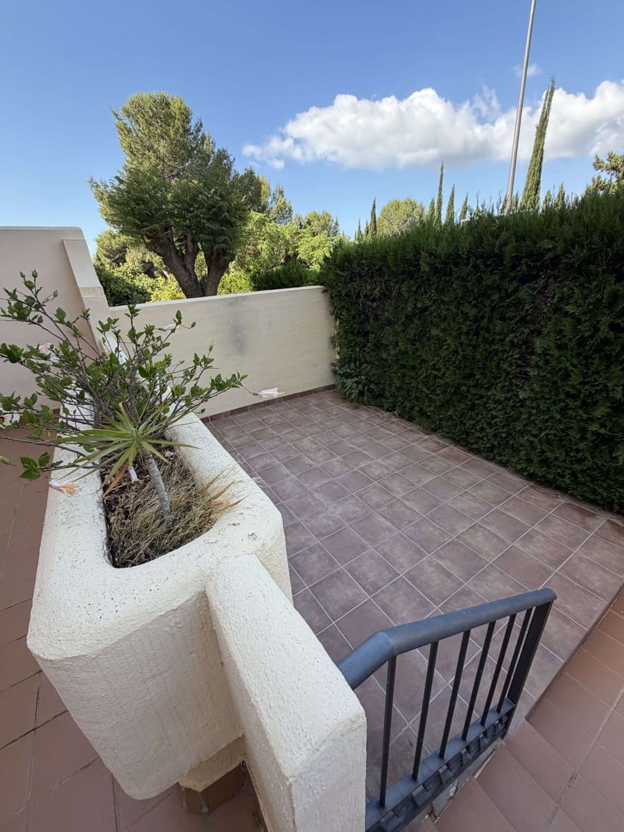 3 bedroom Townhouse for sale in Marbella with pool - € 830,000 (Ref: 9849536)