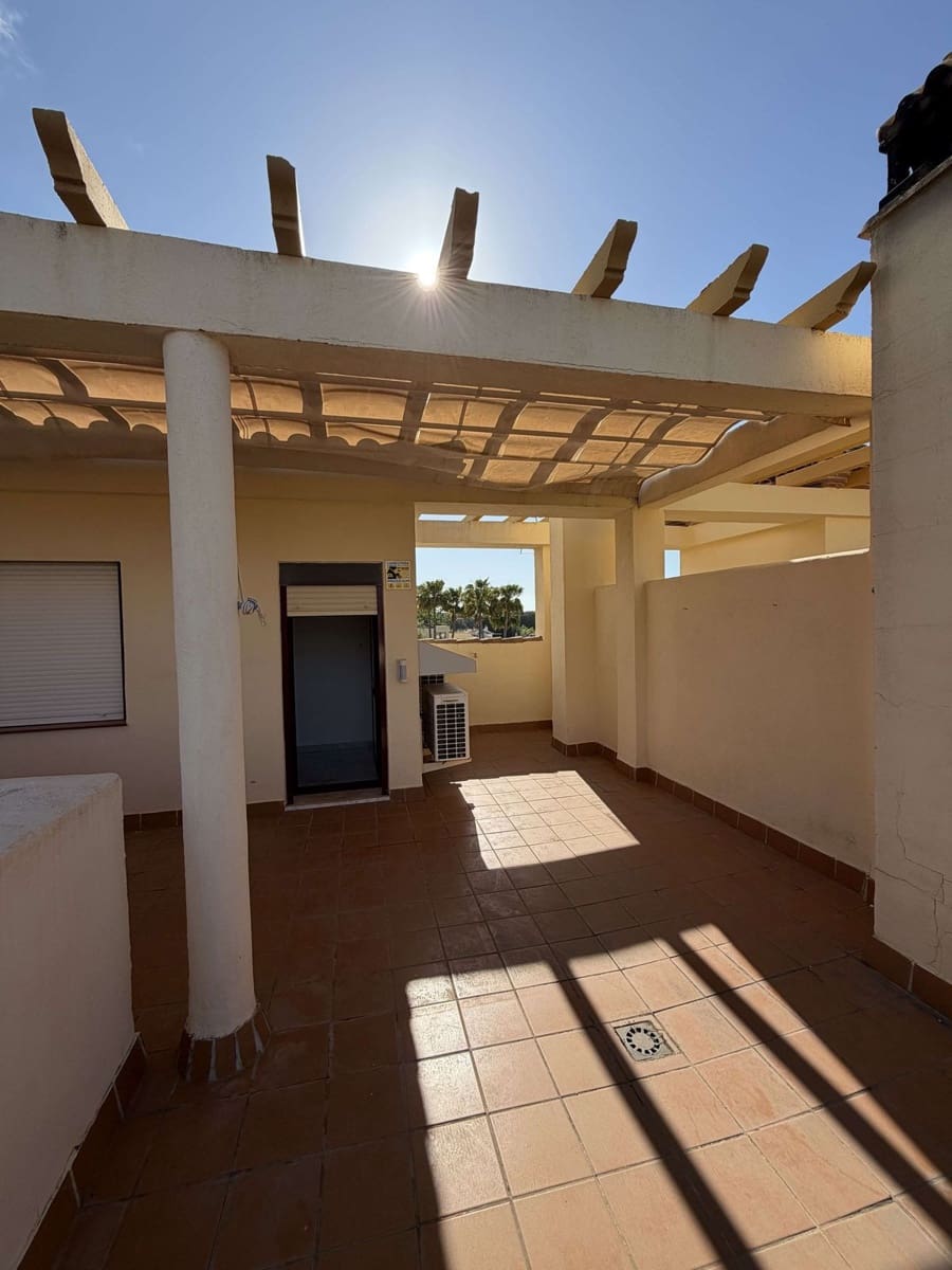 3 bedroom Townhouse for sale in Marbella with pool - € 830,000 (Ref: 9849536)