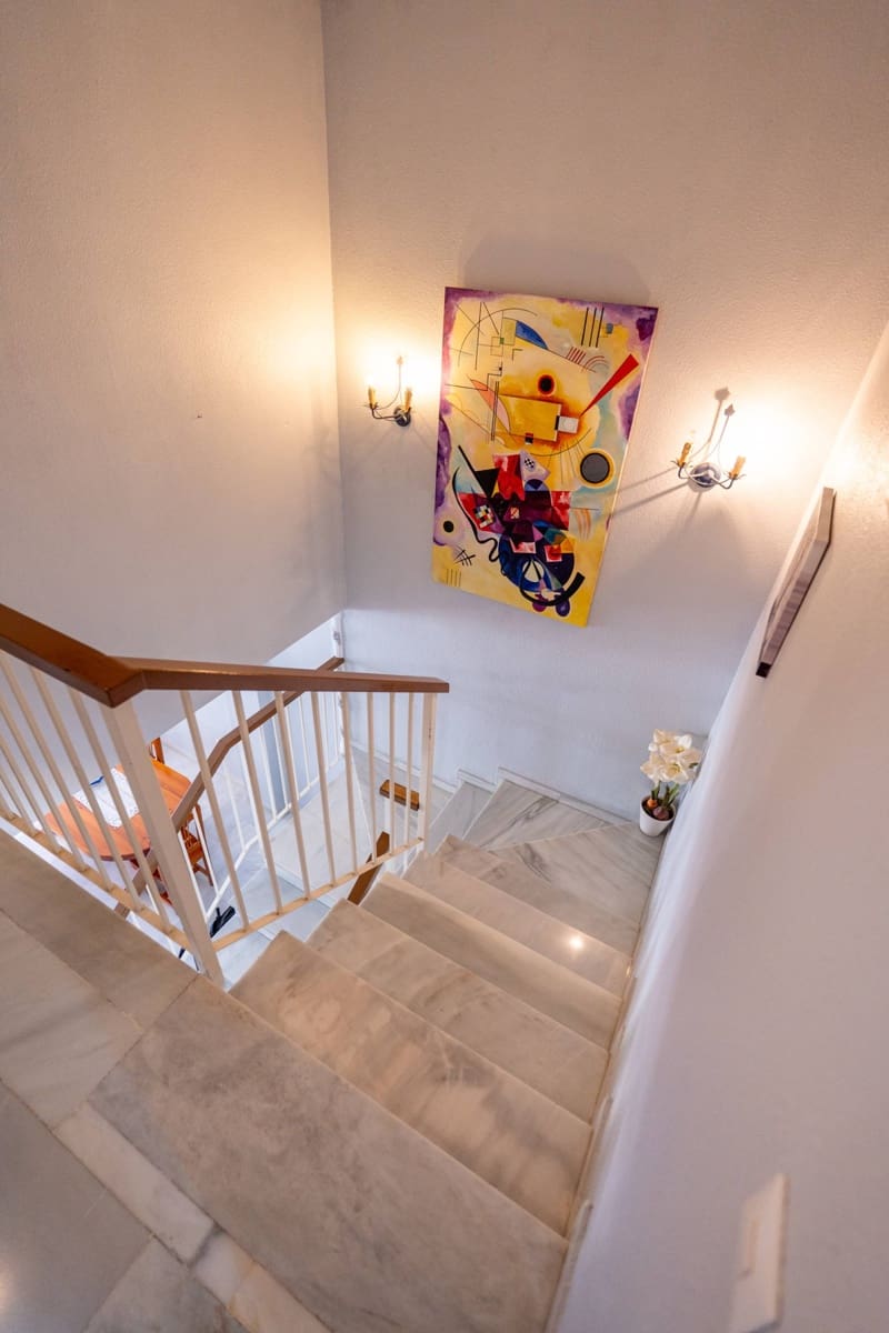 3 slaapkamer Huis te koop in Nueva Andalucia met zwembad - € 620.000 (Ref: 9849537)