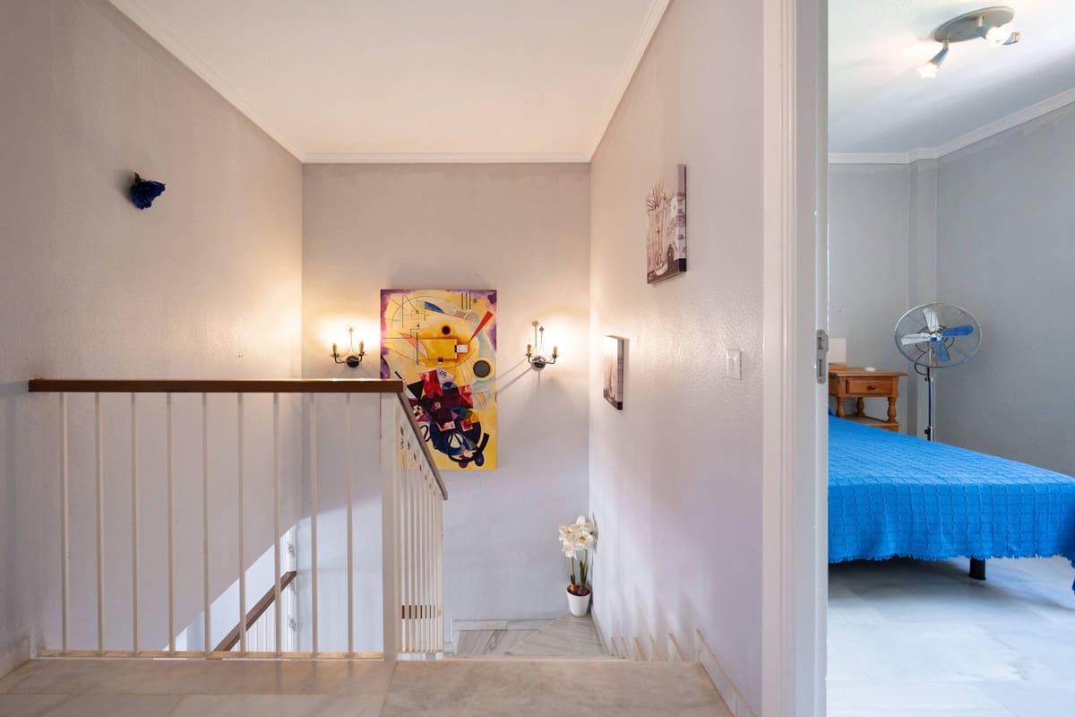 3 slaapkamer Huis te koop in Nueva Andalucia met zwembad - € 620.000 (Ref: 9849537)