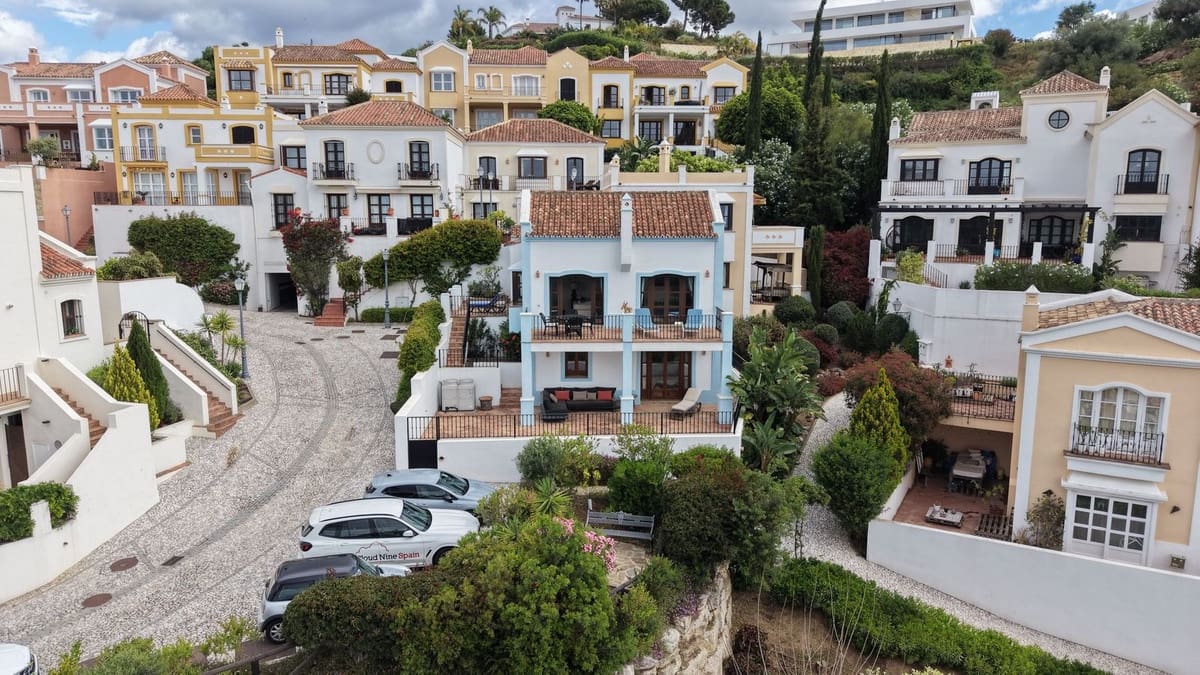 3 slaapkamer Huis te koop in Benahavis met zwembad garage - € 575.000 (Ref: 9849541)