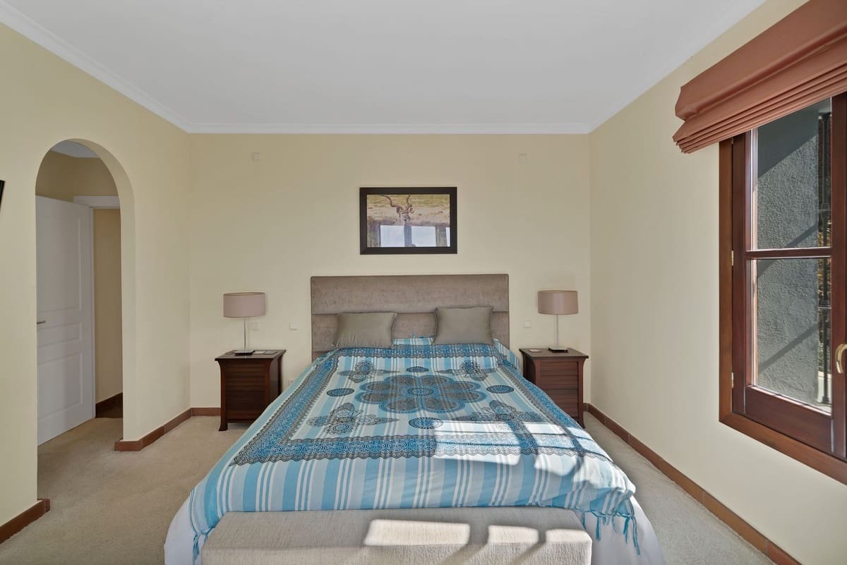 3 slaapkamer Huis te koop in Benahavis met zwembad garage - € 575.000 (Ref: 9849541)