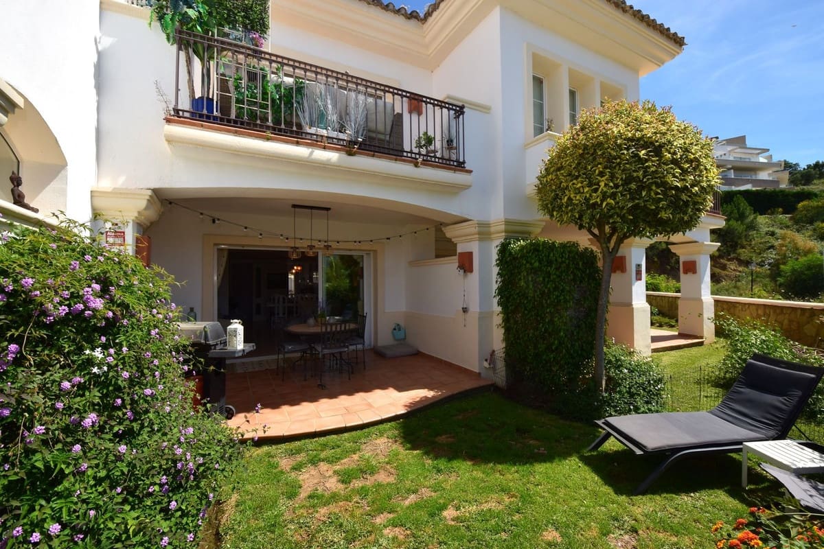 3 soveværelse Byhus til salg i La Cala Golf med swimmingpool - € 575.000 (Ref: 9849542)