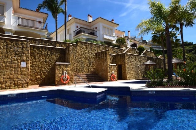 3 soveværelse Byhus til salg i La Cala Golf, Mijas med swimmingpool - € 575.000 (Ref: 9849542)