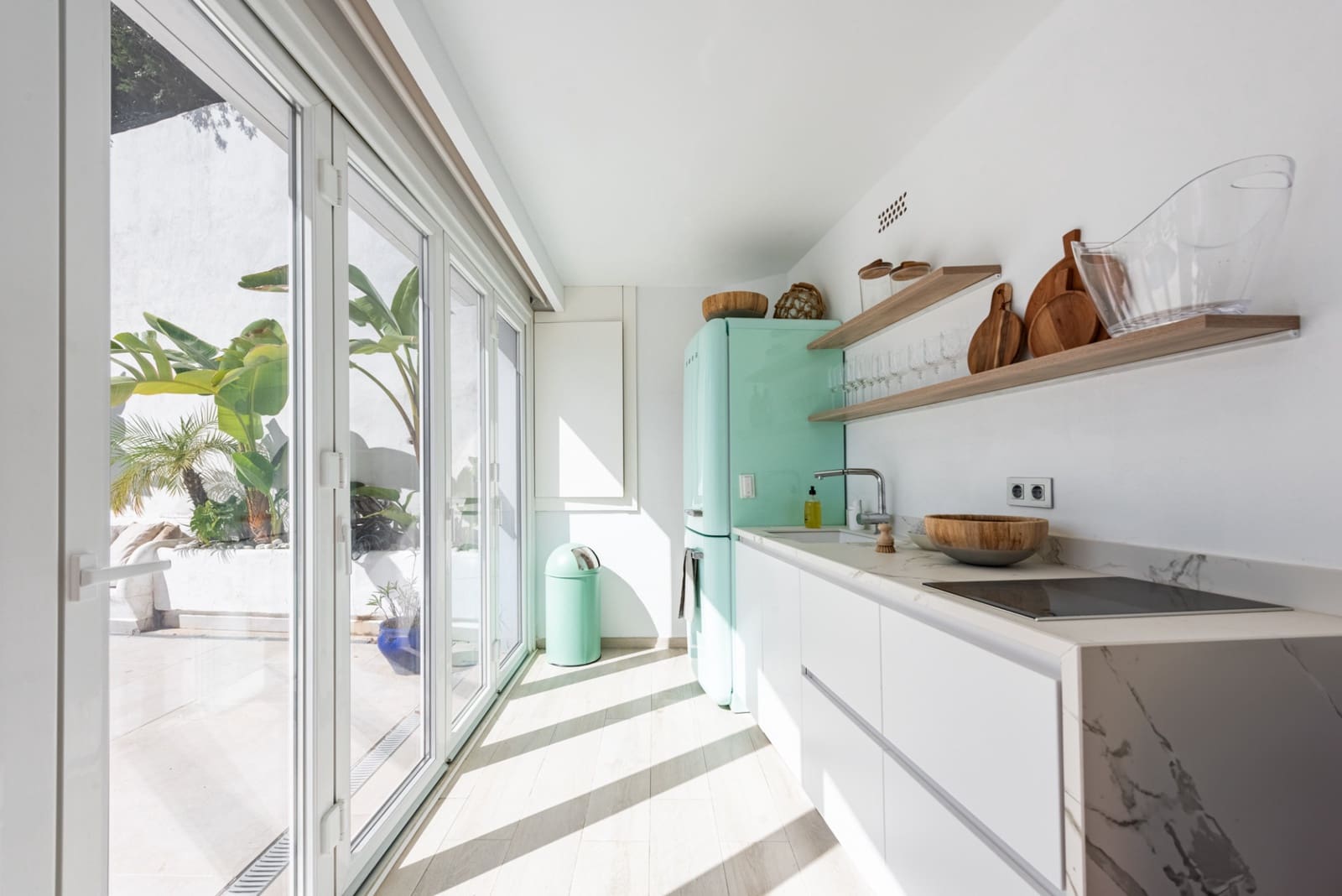 4 sovrum Semi-fristående Villa till salu i Istan med pool - 1 550 000 € (Ref: 9851900)