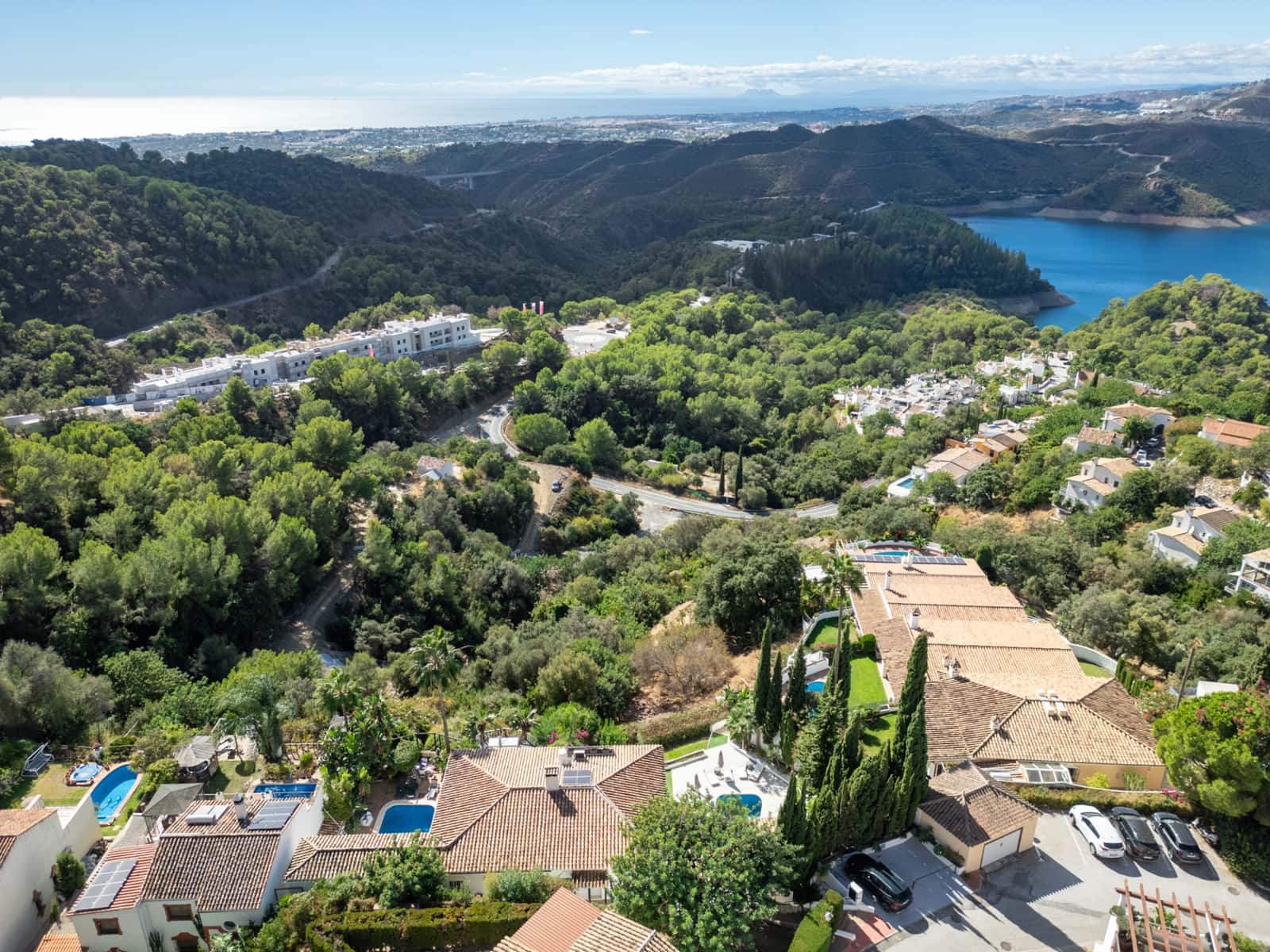 4 sovrum Semi-fristående Villa till salu i Istan med pool - 1 550 000 € (Ref: 9851900)
