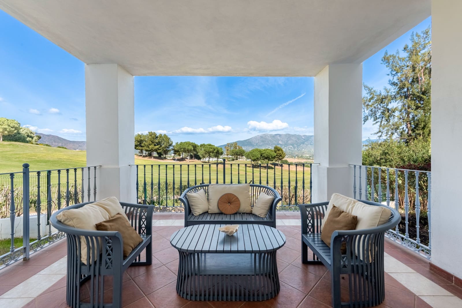4 camera da letto Villa in vendita in Mijas Costa con piscina - 1.895.000 € (Rif: 9851901)