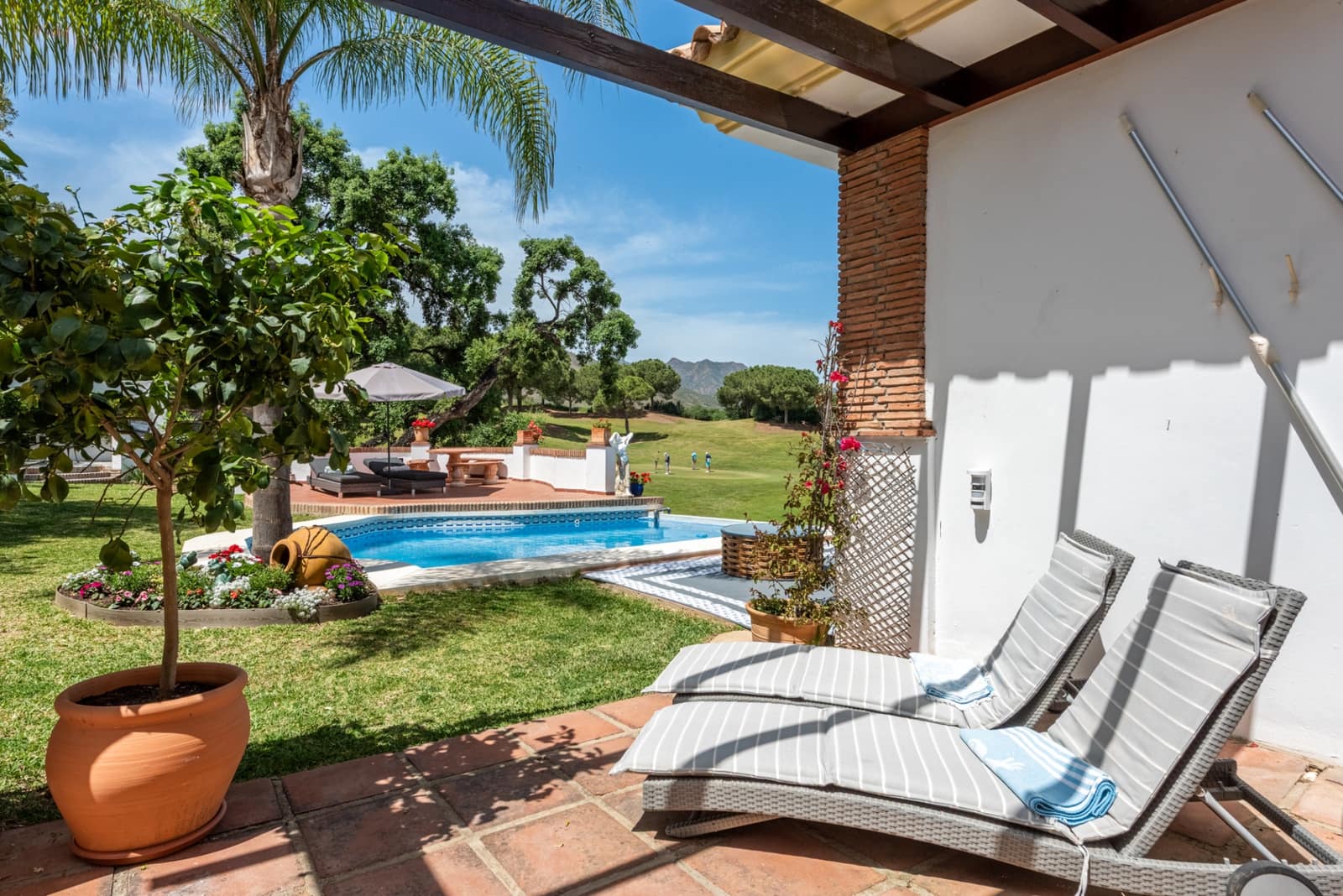 4 camera da letto Villa in vendita in Mijas Costa con piscina - 1.895.000 € (Rif: 9851901)