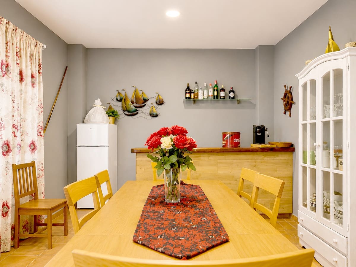 3 slaapkamer Finca/Landhuis te koop in Estepona met zwembad - € 800.000 (Ref: 9851904)