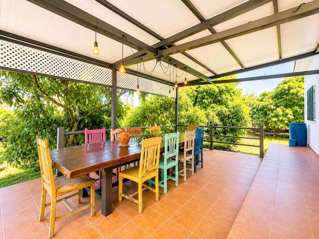 3 chambre Finca/Maison de Campagne à vendre à Centro, Estepona avec piscine - 800 000 € (Ref: 9851904)