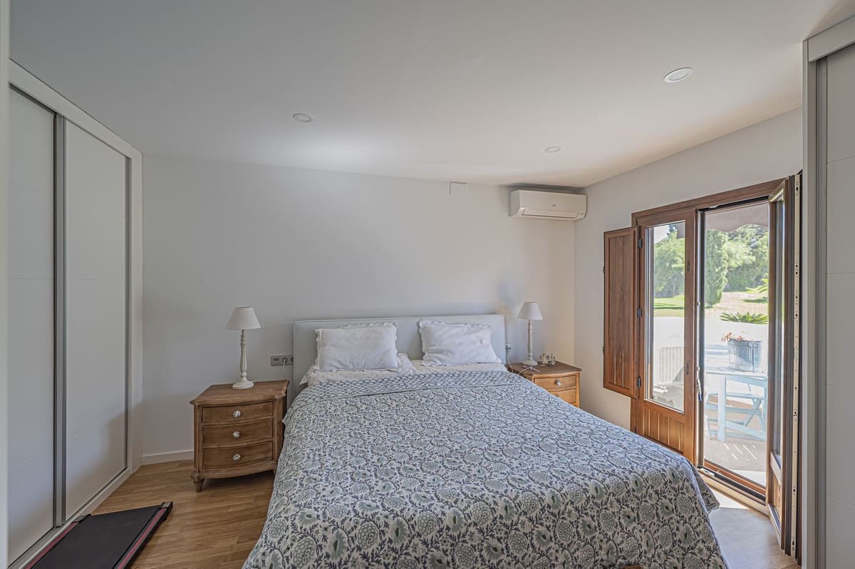 2 chambre Maison de Ville à vendre à Atalaya-Isdabe avec piscine - 549 000 € (Ref: 9855606)
