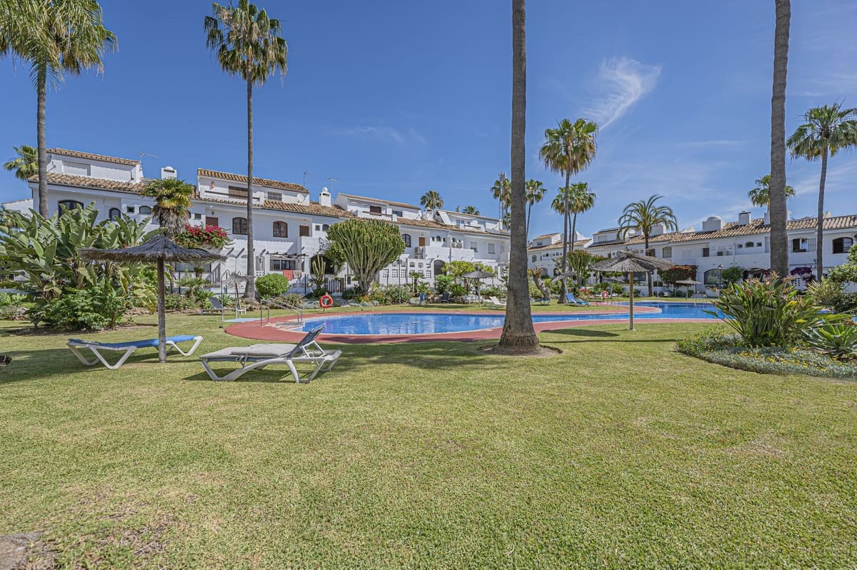 2 chambre Maison de Ville à vendre à Atalaya-Isdabe avec piscine - 549 000 € (Ref: 9855606)