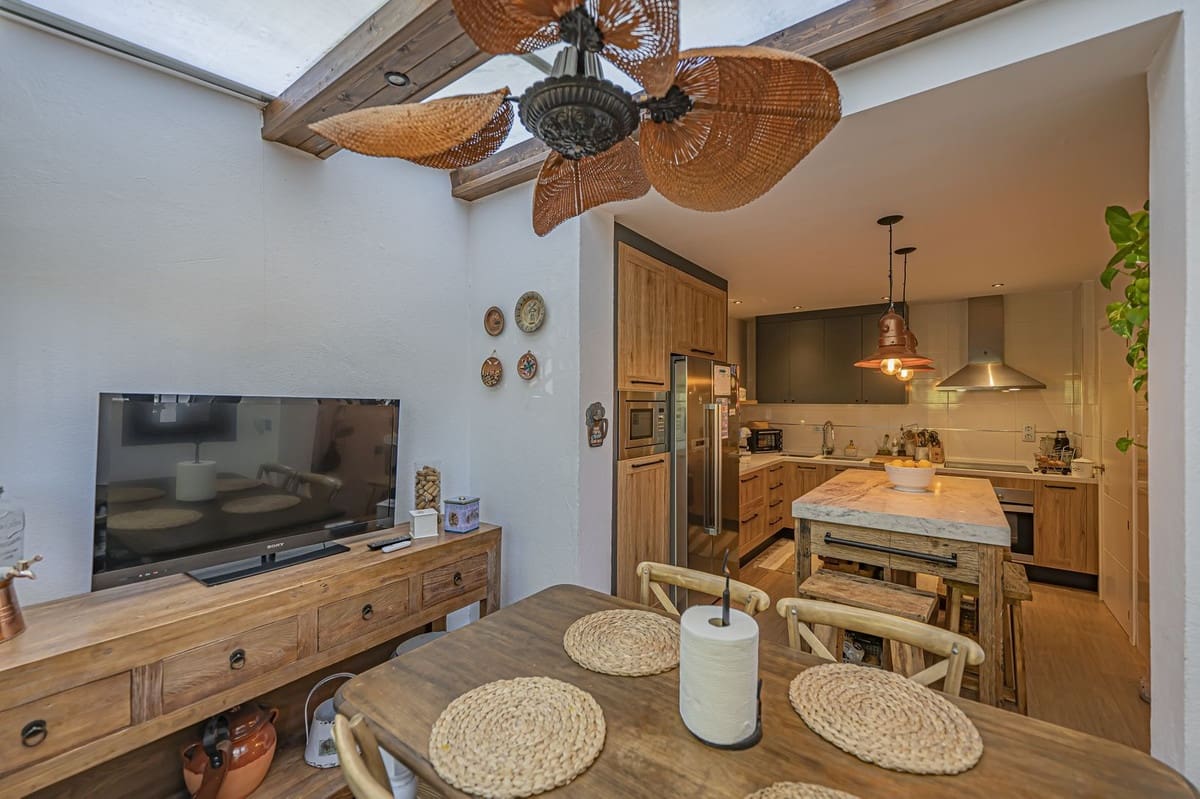 2 chambre Maison de Ville à vendre à Atalaya-Isdabe avec piscine - 549 000 € (Ref: 9855606)
