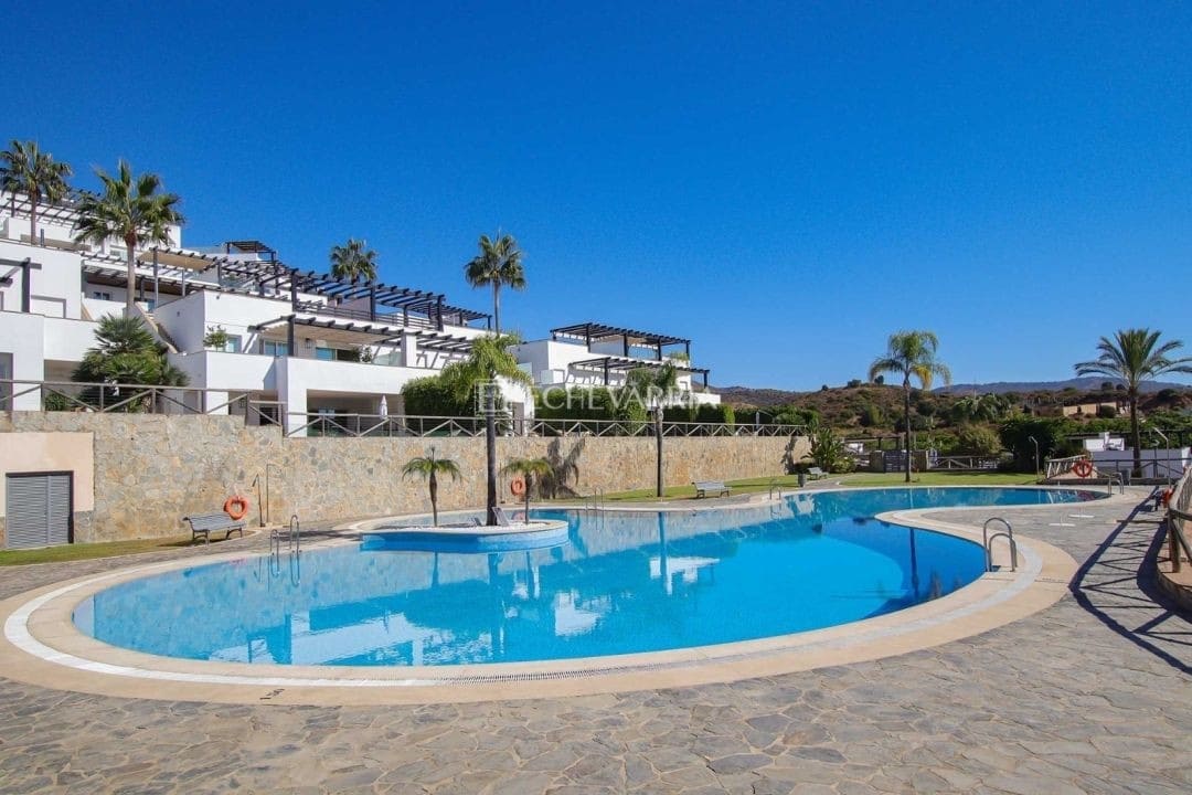 4 bedroom Townhouse for sale in Marbella with pool - € 1,000,000 (Ref: 9855607)