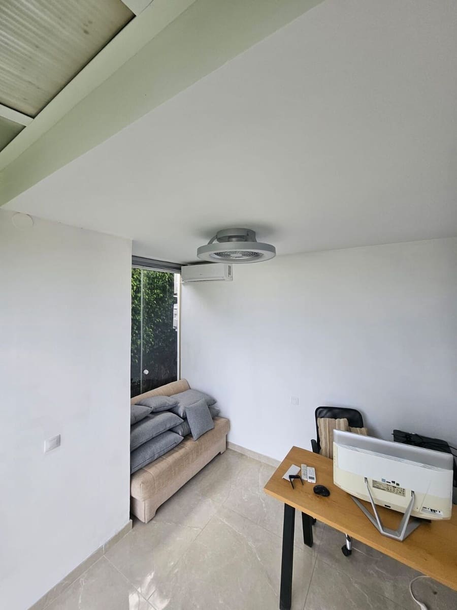 4 bedroom Townhouse for sale in Marbella with pool - € 1,000,000 (Ref: 9855607)