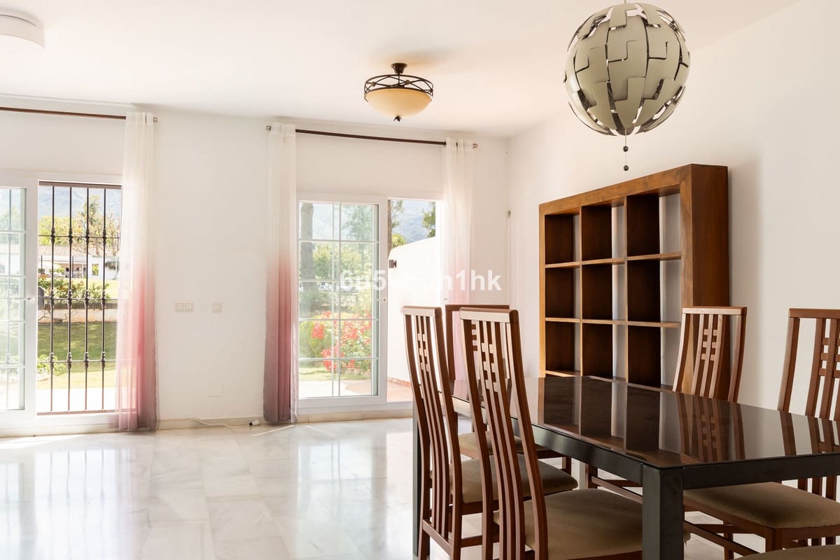 2 soverom Hus til salgs i Alhaurin de la Torre - € 419 000 (Ref: 9857697)