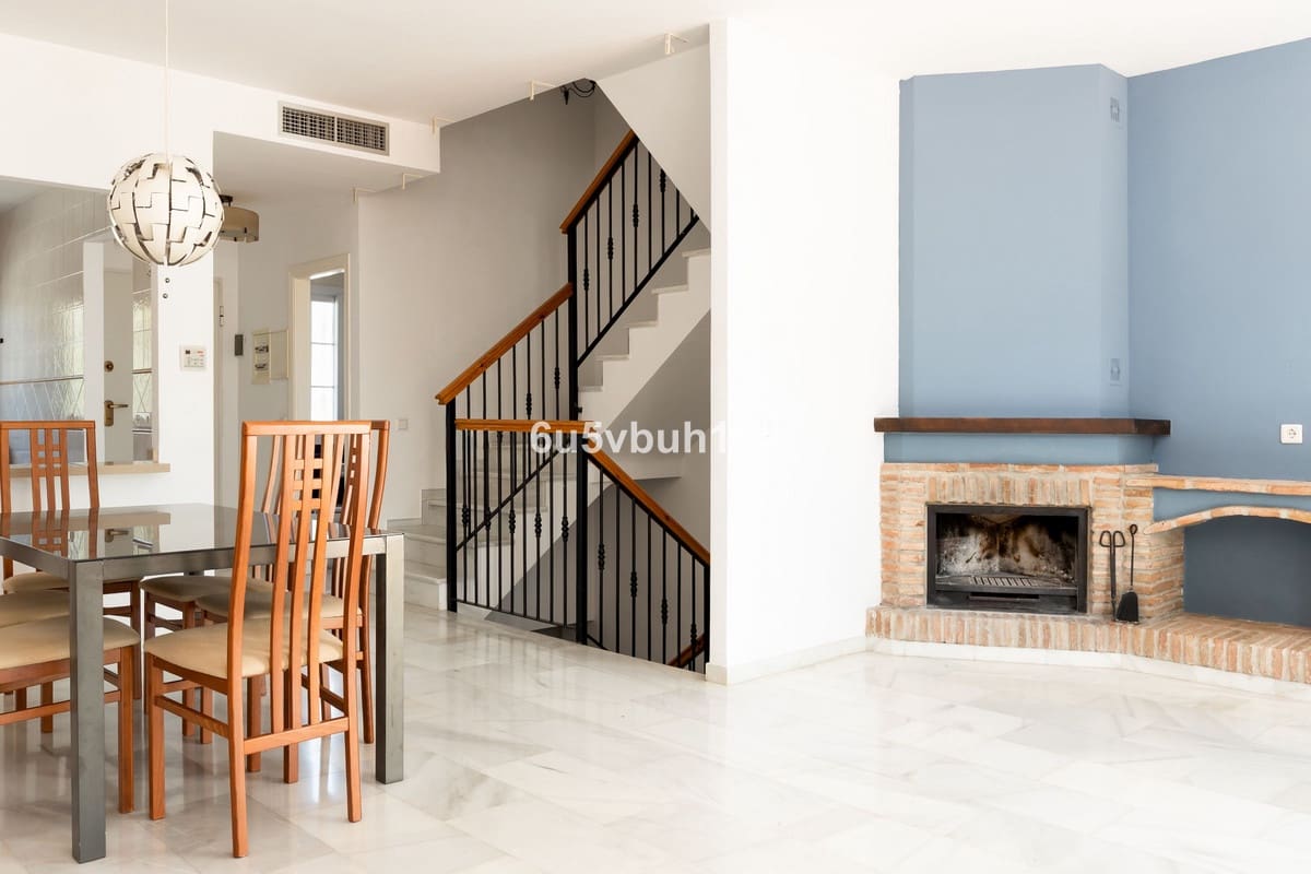 2 soverom Hus til salgs i Alhaurin de la Torre - € 419 000 (Ref: 9857697)