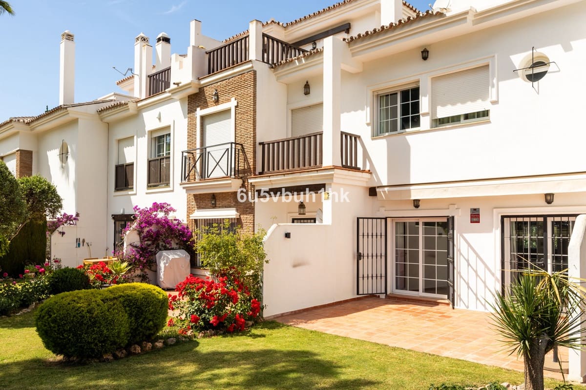 2 soverom Hus til salgs i Alhaurin de la Torre - € 419 000 (Ref: 9857697)