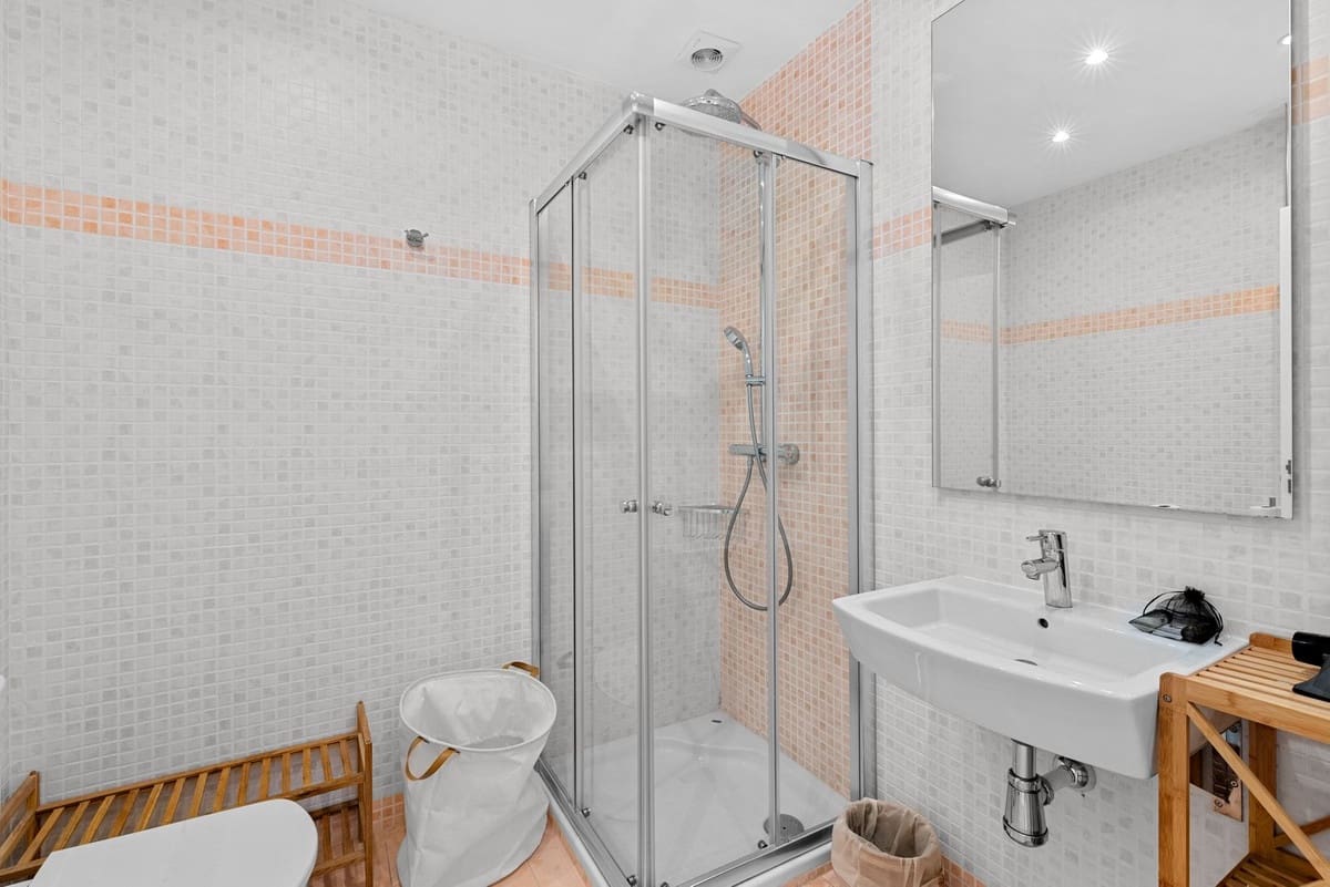 3 soverom Hus til salgs i New Golden Mile med svømmebasseng garasje - € 625 000 (Ref: 9857698)