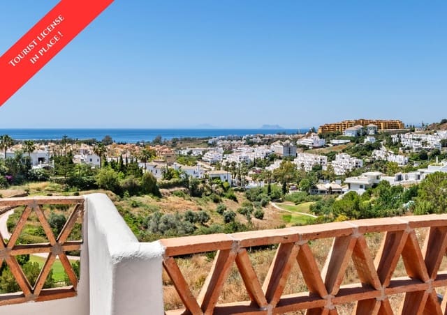 3 quarto Casa em Banda para venda em Selwo, Estepona com piscina garagem - 625 000 € (Ref: 9857698)