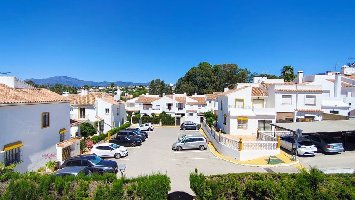 3 bedroom Semi-detached Villa for sale in Atalaya-Isdabe with pool - € 575,000 (Ref: 9857699)