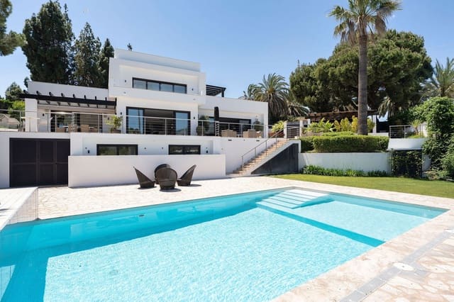 4 soveværelse Villa til salg i La Dama de Noche - La Alzambra, Marbella med swimmingpool - € 2.990.000 (Ref: 9861995)