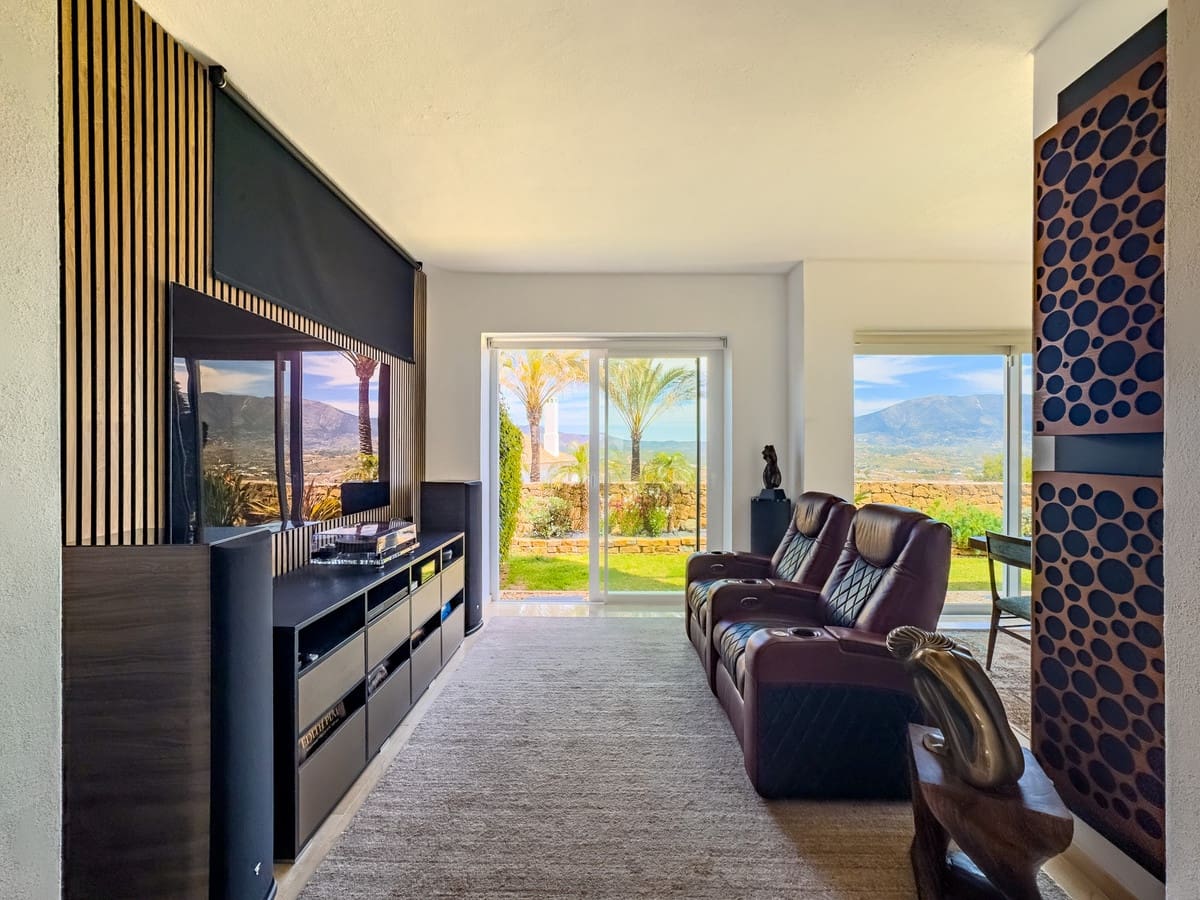 3 sypialnia Dom na sprzedaż w La Cala Golf z basenem - 749 000 € (Ref: 9861997)