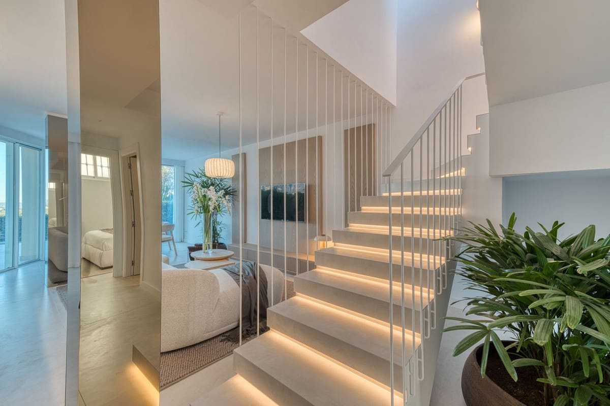 4 soveværelse Byhus til salg i La Quinta - € 1.695.000 (Ref: 9865348)