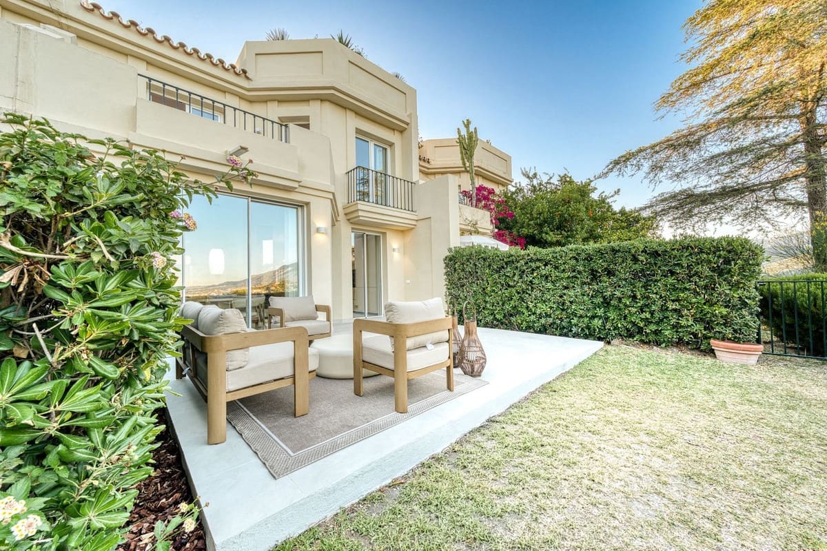 4 soveværelse Byhus til salg i La Quinta - € 1.695.000 (Ref: 9865348)