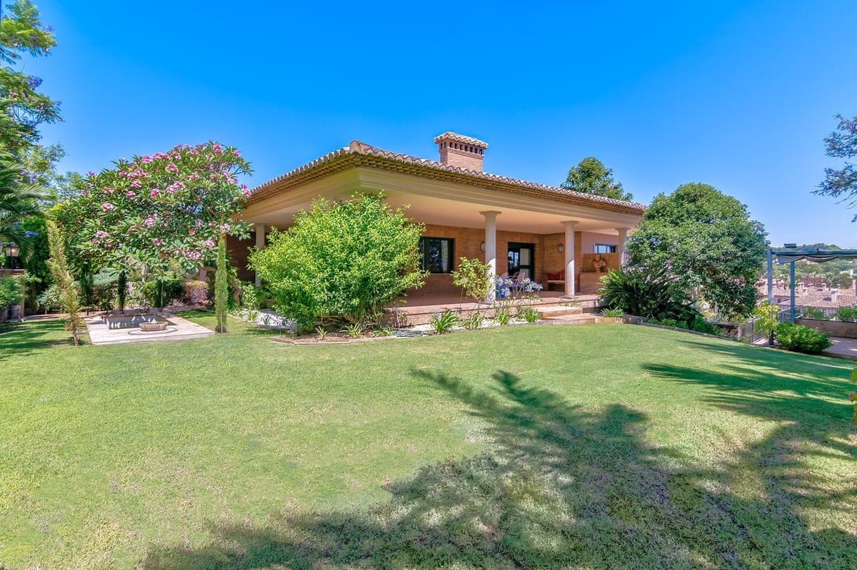 5 chambre Villa/Maison à vendre à Sotogrande avec piscine garage - 1 550 000 € (Ref: 9865351)
