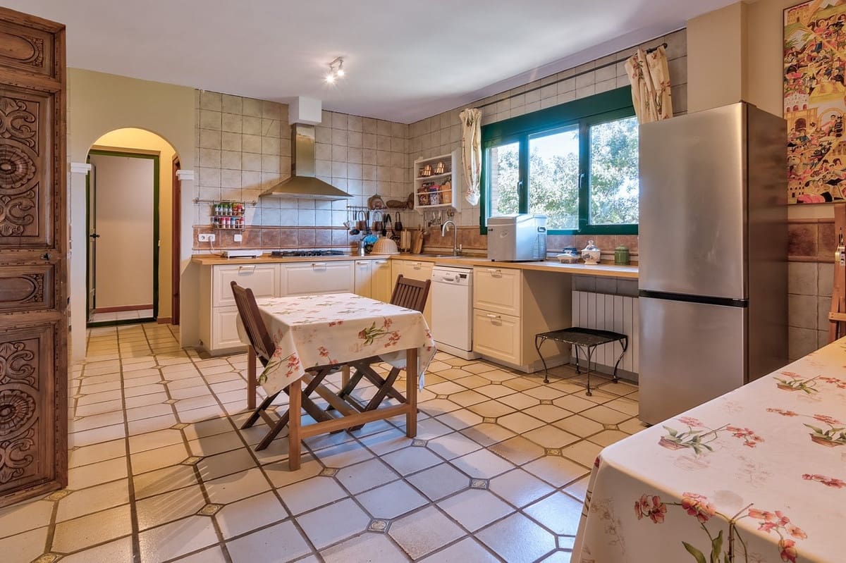 5 chambre Villa/Maison à vendre à Sotogrande avec piscine garage - 1 550 000 € (Ref: 9865351)