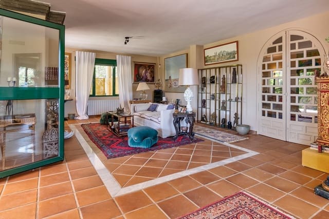 5 chambre Villa/Maison à vendre à Sotogrande Costa, San Roque avec piscine garage - 1 550 000 € (Ref: 9865351)