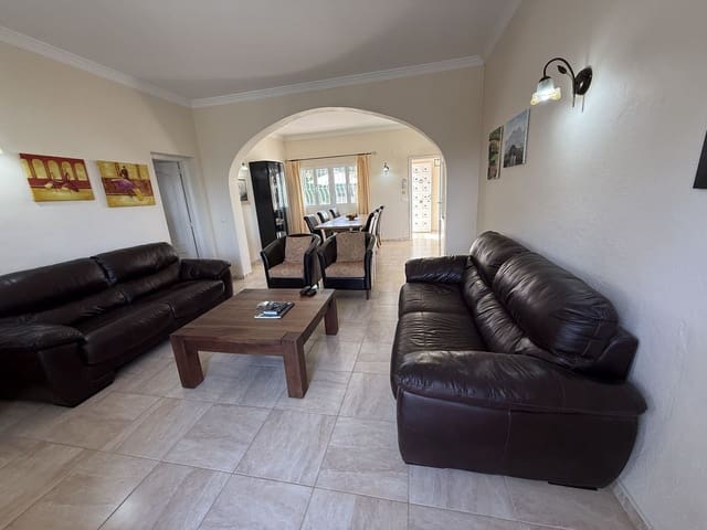 3 bedroom Finca/Country House for sale in Alhaurín el Grande with pool garage - € 549,000 (Ref: 9865352)