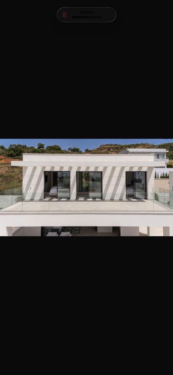 5 bedroom Villa for sale in La Cala de Mijas with pool garage - € 1,795,000 (Ref: 9867111)